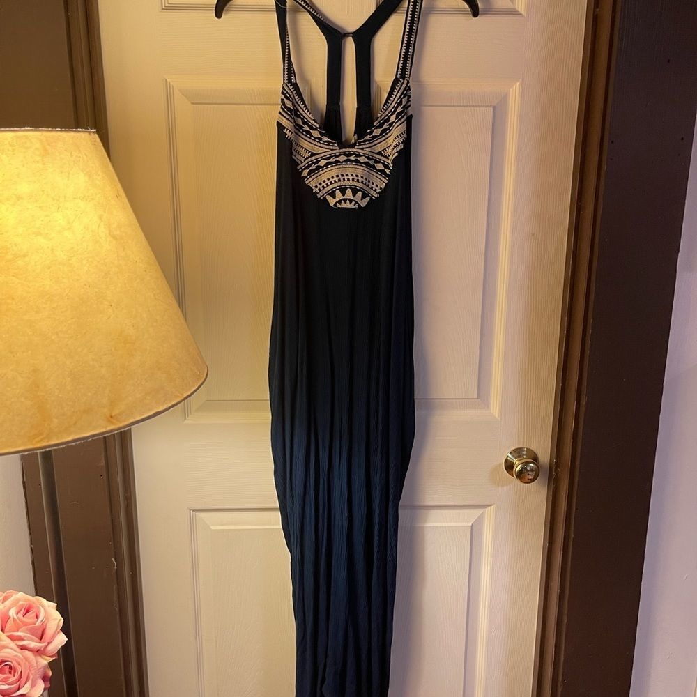 Lovestich Navy Blie Embroidered Maxi Dress M/L